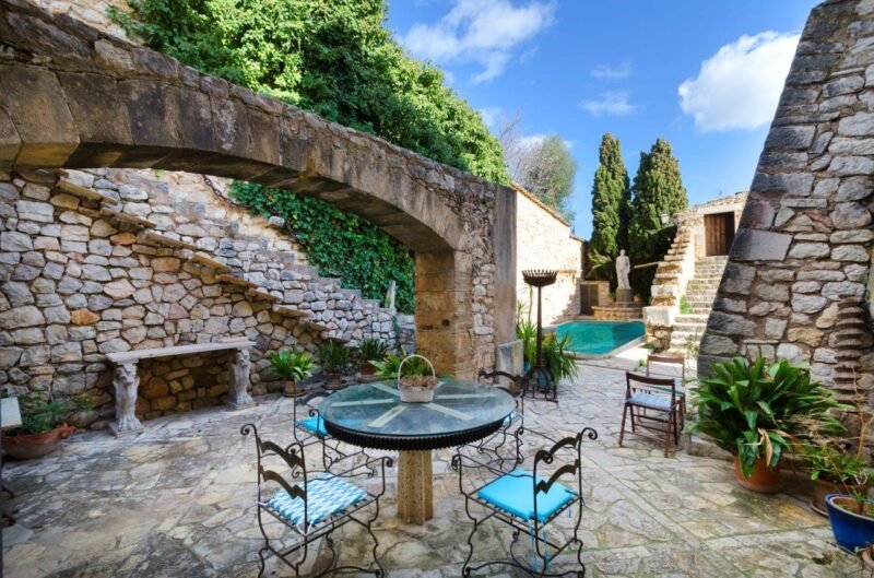 Historic Villa with Pool in Lloseta – Mallorca